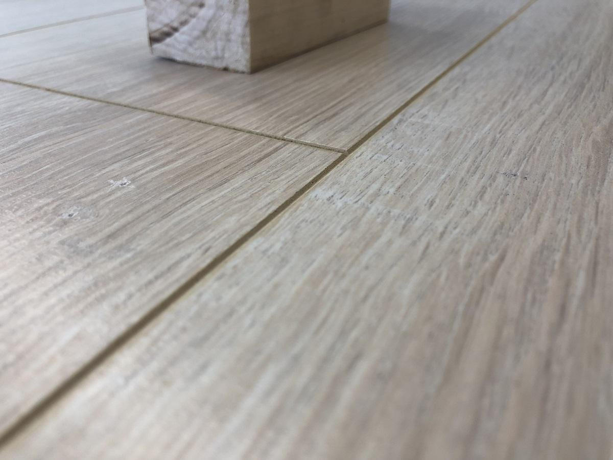 Ламинат "SunFloor" 8/32 4V Дуб Самоа 33 (1380*193*8 мм) — купить в Благовещенске