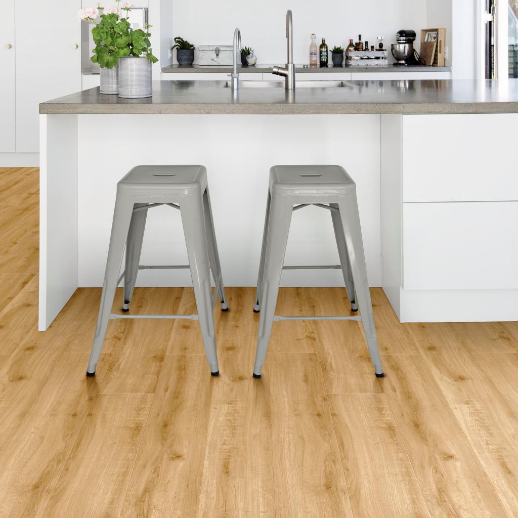 SPC ламинат "Adelar" Solida Acoustic 04270 European Oak (1219*178*5 мм) — купить в Благовещенске