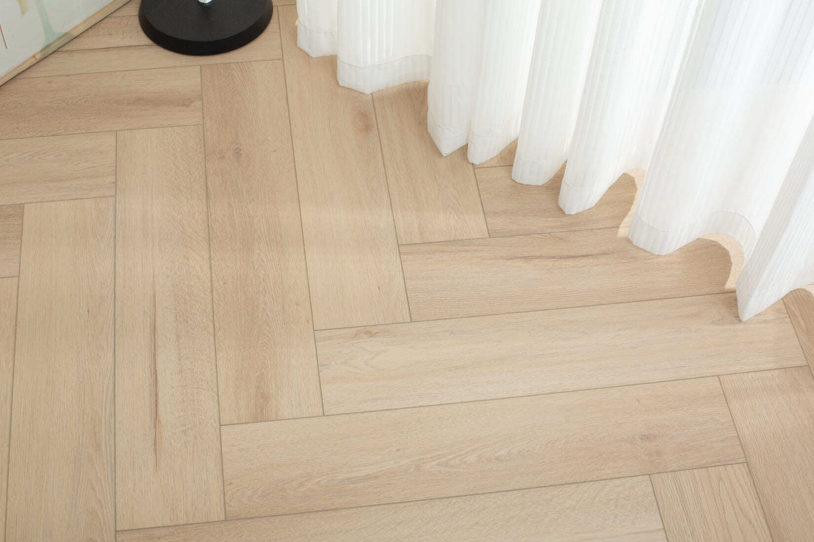 Плитка SPC "OneFloor" 3032 А,В  ЁЛКА (640*128*4 мм) — купить в Благовещенске