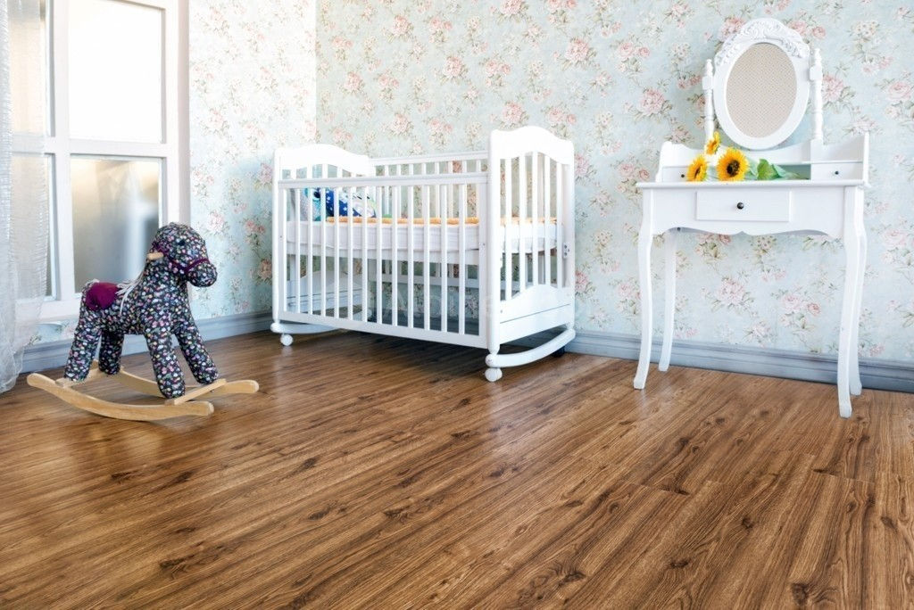 Замковая ПВХ плитка "Alpine Floor" Дуб классический  (1220*183*4мм) — купить в Благовещенске