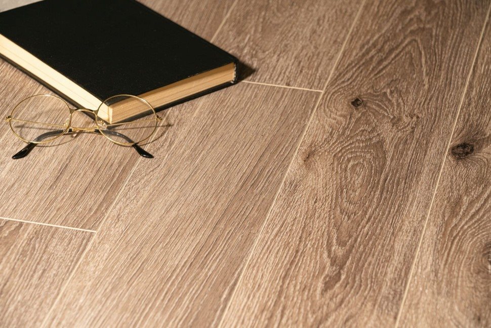 Виниловый ламинат "Bonkeel" Style Дуб Матира (1200*125*4 мм) — купить в Благовещенске