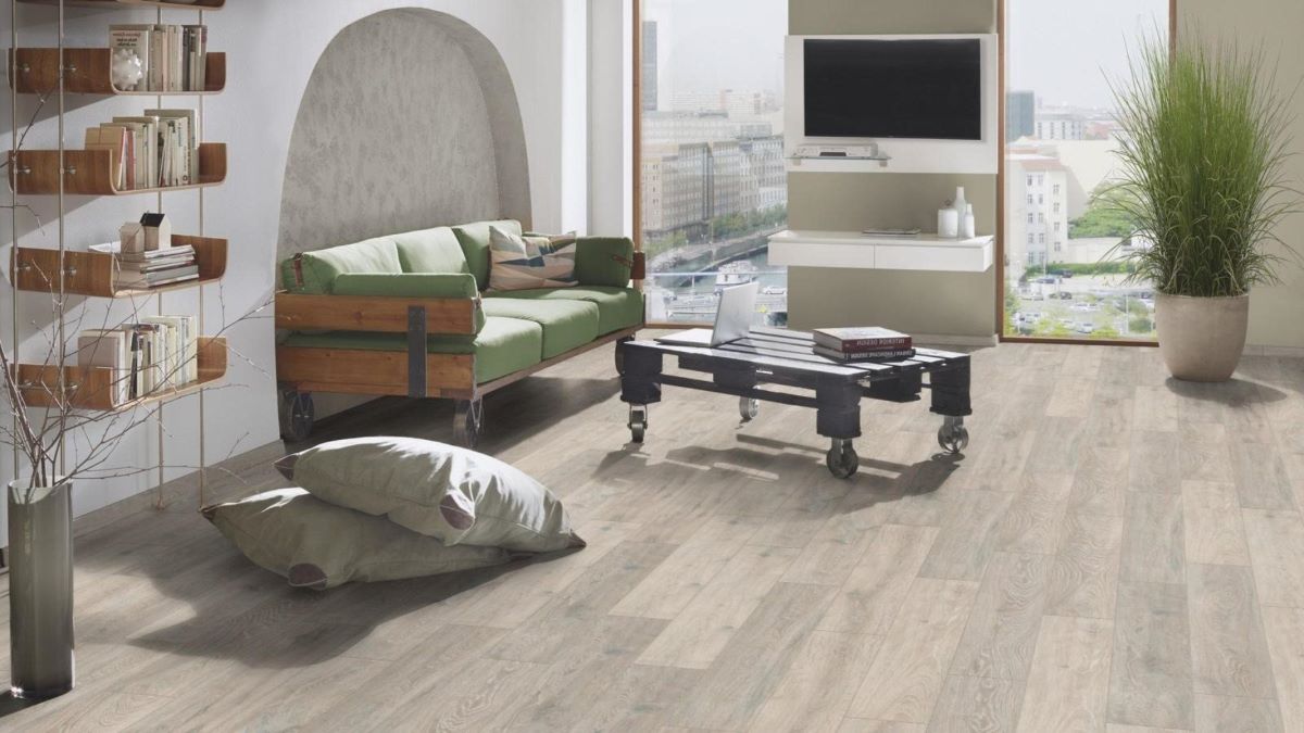 Ламинат "Kronospan" Super Natural Classic Дуб Колорадо 5543 (1285*192*8 мм) — купить в Благовещенске