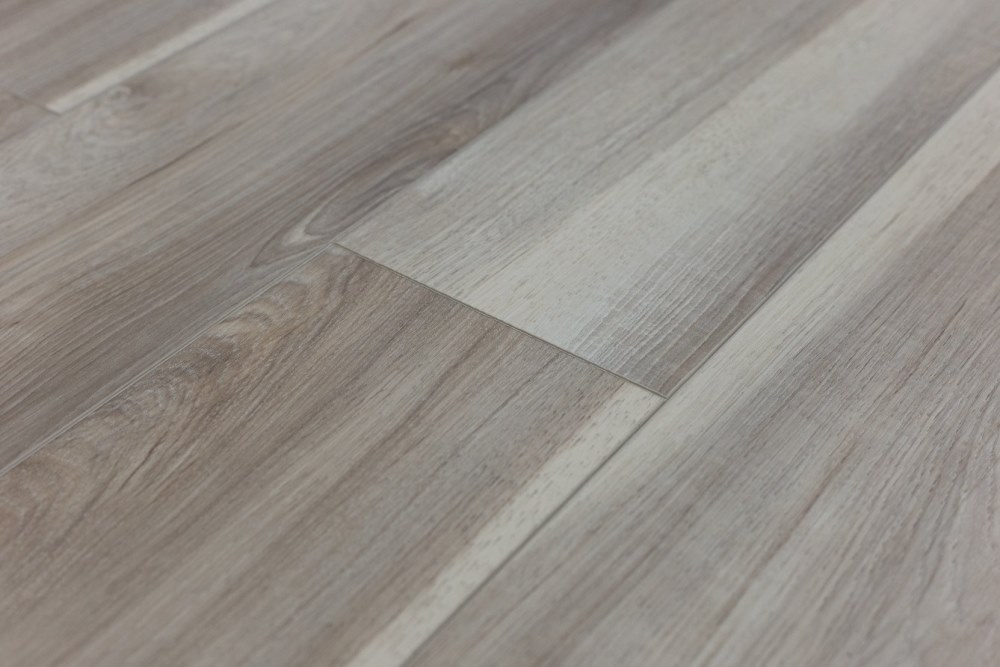 Замковая ПВХ плитка "Art Tile" Тис Юге (1220*152*5 мм) — купить в Благовещенске