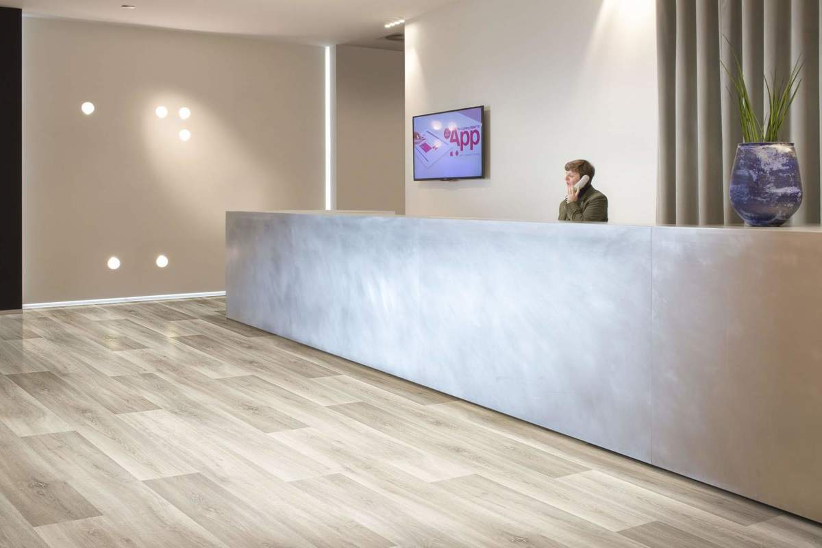 Замковая ПВХ плитка "Berry Alloc" Pureclick 55 LIME OAK 139S (204*1326*5 мм) — купить в Благовещенске