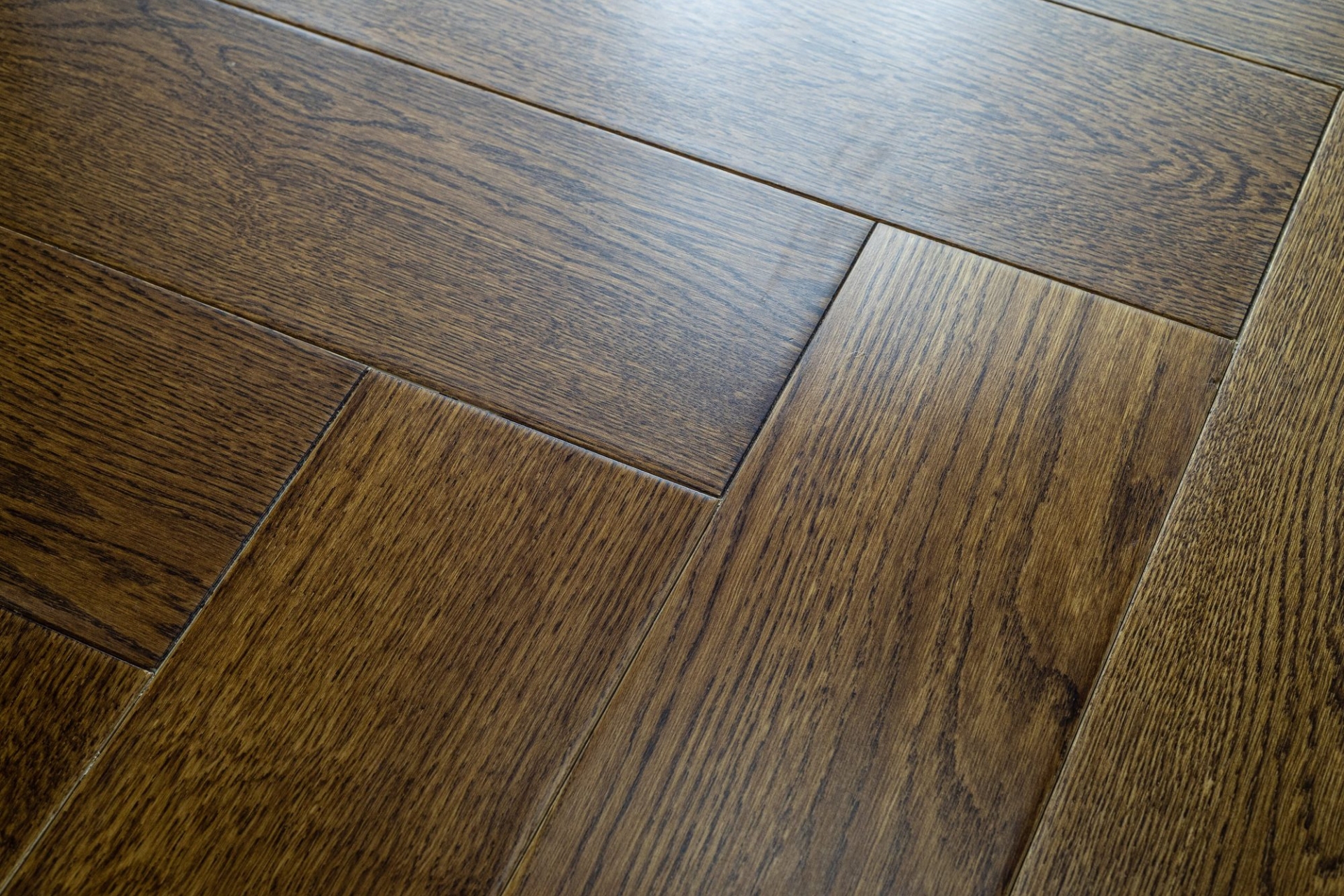 Инженерный паркет «Damy Floor» Ореховый (укладка елочкой) — купить в Благовещенске