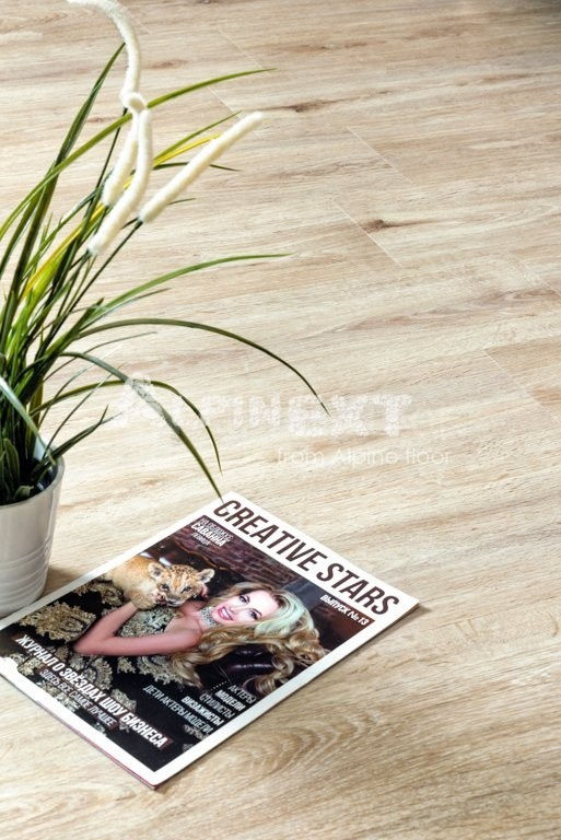 Замковая ПВХ плитка "Alpine Floor" Дуб Ваниль  (1220*183*4мм) — купить в Благовещенске