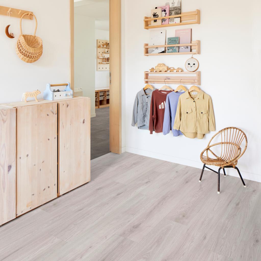 SPC ламинат "Adelar" Eterna Easy 05221 Chapman Oak (1220*181*5 мм) — купить в Благовещенске