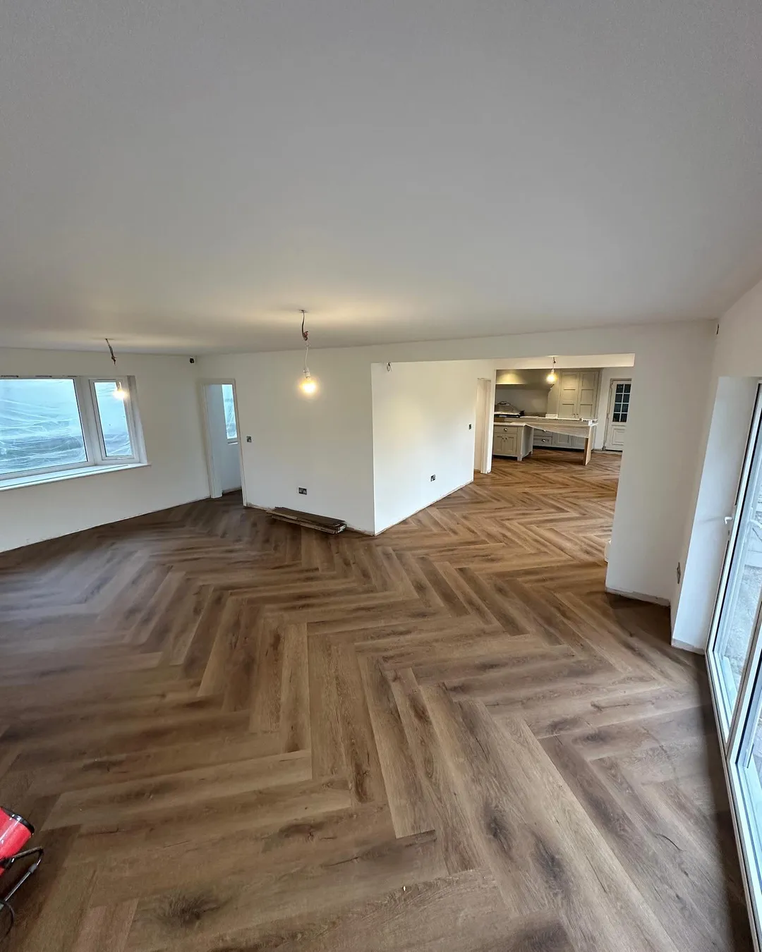 Кварцвиниловая плитка "Invictus" Royal Oak Mocca (406*102*2мм) — купить в Благовещенске