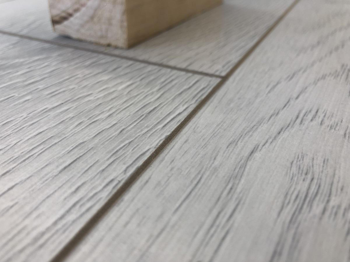 Ламинат "SunFloor" 8/32 4V Вяз Бейкер 36 (1380*193*8 мм) — купить в Благовещенске