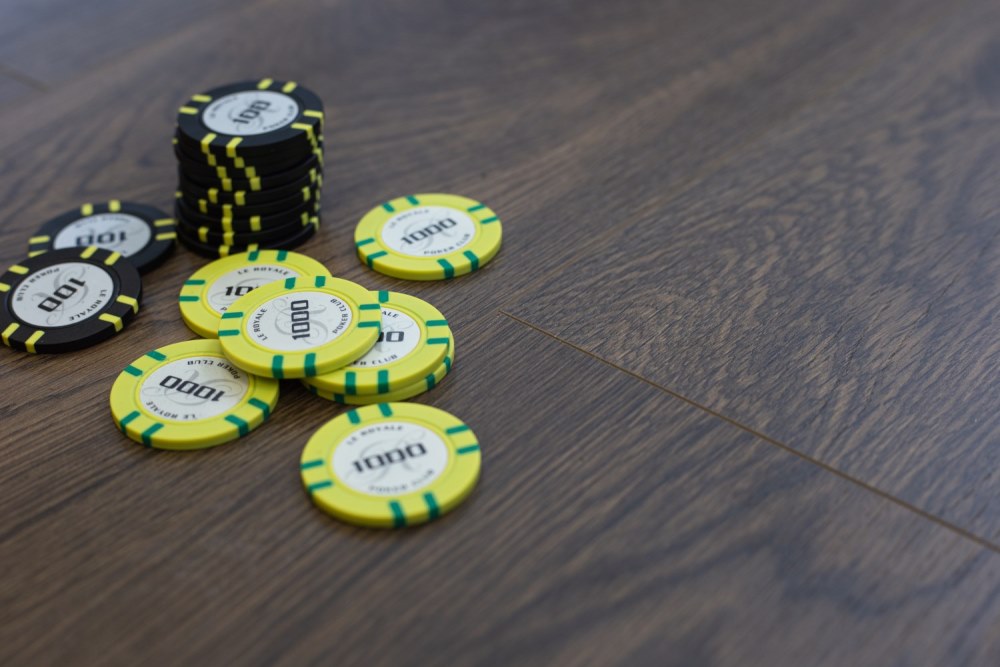 Плитка каменно-полимерная "Art Tile" Ясень Карамельный (1220*199*9 мм) — купить в Благовещенске