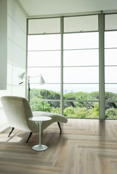 Кварцвиниловая плитка "LG" Орешник классический (1200*180*2 мм) — купить в Благовещенске