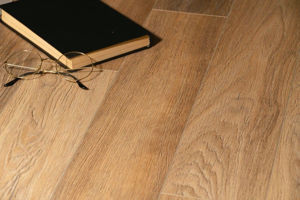 Виниловый ламинат "Bonkeel" Style Дуб Бонди (1200*125*4 мм) — купить в Благовещенске