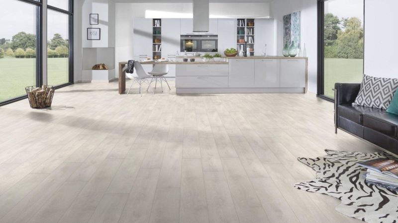 Ламинат "Kronospan" Super Natural Classic Дуб Аспен 8630 (1285*192*8 мм) — купить в Благовещенске