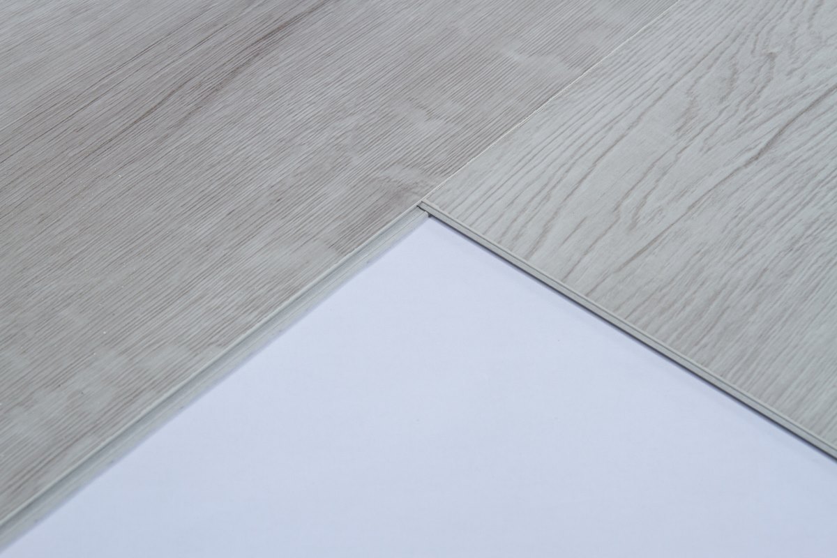 SPC ламинат "OneFloor" ЕСО 5050 (4V фаска) (1220*184*4 мм) — купить в Благовещенске