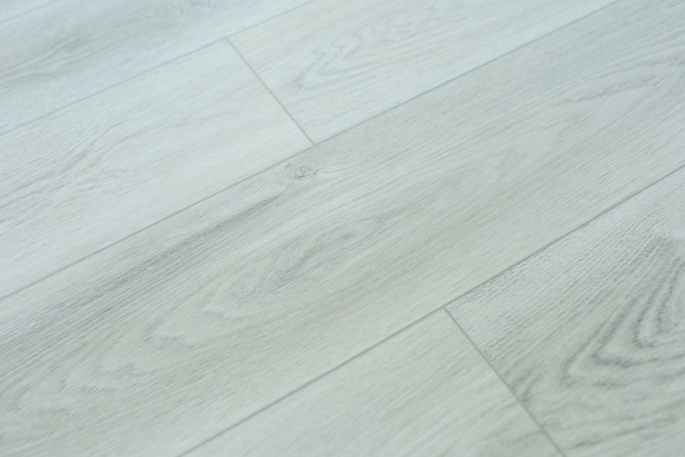 Замковая ПВХ плитка "Art Tile" Дуб Ланкастер (1200*183*6 мм) — купить в Благовещенске