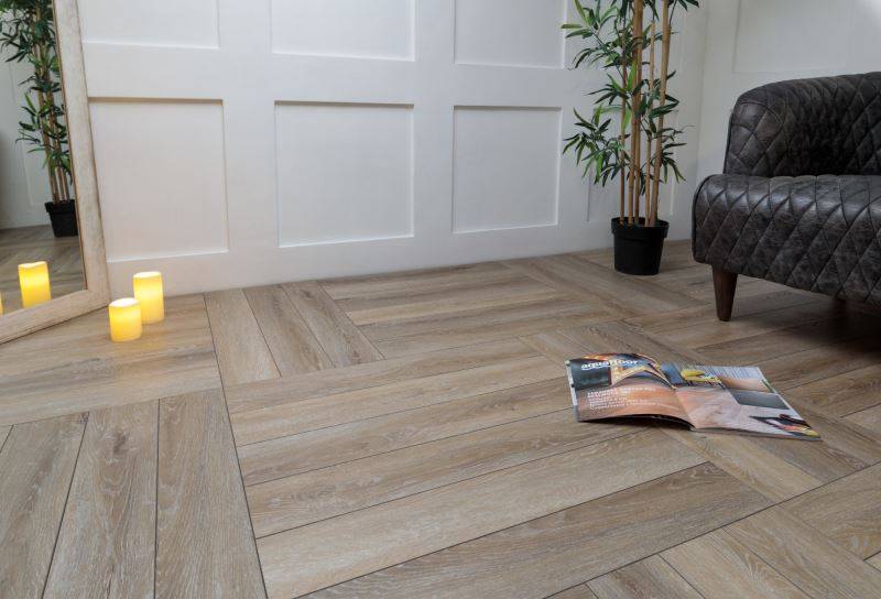 Замковая ПВХ плитка "Aquafloor" AF6018PQ (720*120*7 мм) — купить в Благовещенске