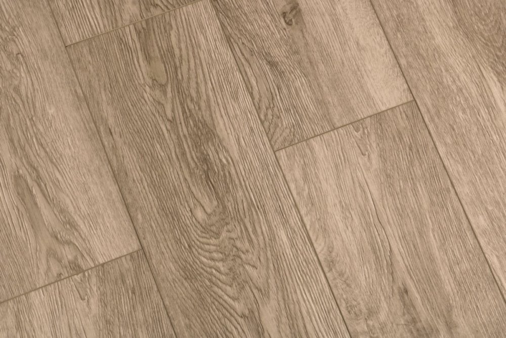 LVT плитка "Profield" Дуб Мадейра (915,4*152,4*2,5 мм) — купить в Благовещенске