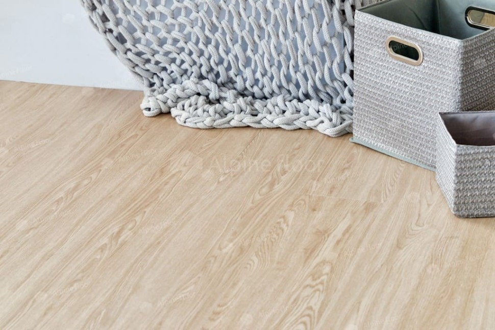 Виниловый ламинат "Alpine Floor" Classic Light MC Ясень Макао (1220*183*3,5 мм) — купить в Благовещенске